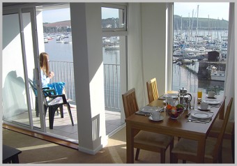 Harbour's Reach, Falmouth Waterfront Holidays