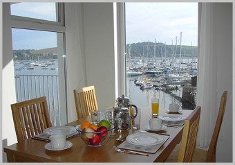 Harbour's Reach, Falmouth Waterfront Holidays